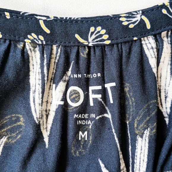 LOFT Valley Floral Lace Bib Shell - Picture 3 of 5